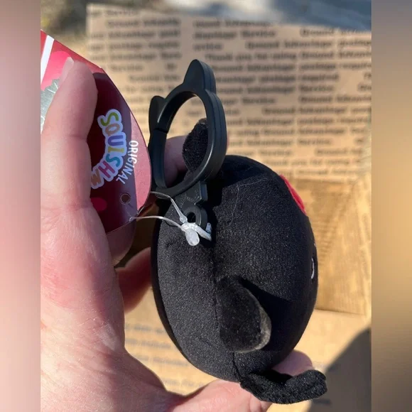 Original Squishmallow Keychain plush Emily the Bat February 2024 NWT clip mini - Picture 6 of 10